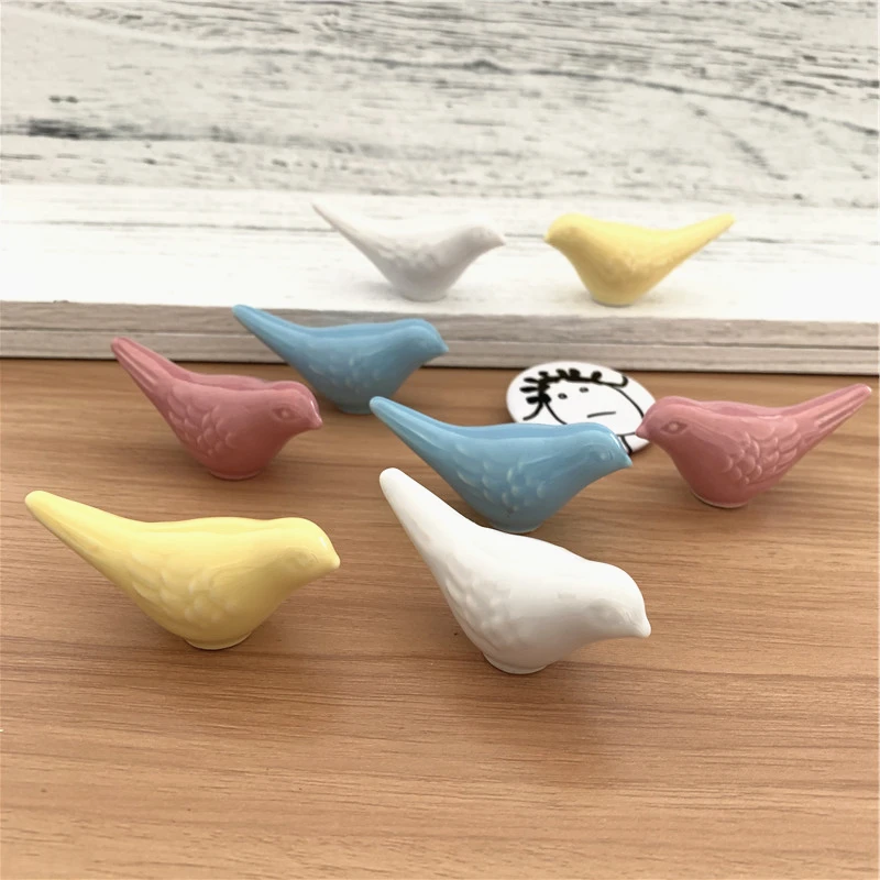 LCH Children Room Colored Ceramic Bird Knobs Cabinet Knobs Cartoon Drawer Knob Cabinets Cupboard Door Pull Garden Style
LCH Children Room Colored Ceramic Bird Knobs Cabinet Knobs Cartoon Drawer Knob Cabinets Cupboard Door Pull Garden Style