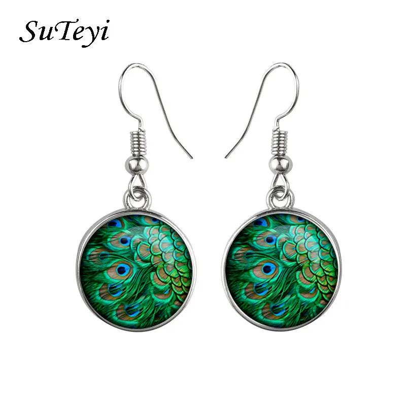 Peacock Feather Drop Earrings Ethnic Round Glass Dome Pendant Hanging Earings For Women Vintage Bohemian Jewelry
Peacock Feather Drop Earrings Ethnic Round Glass Dome Pendant Hanging Earings For Women Vintage Bohemian Jewelry