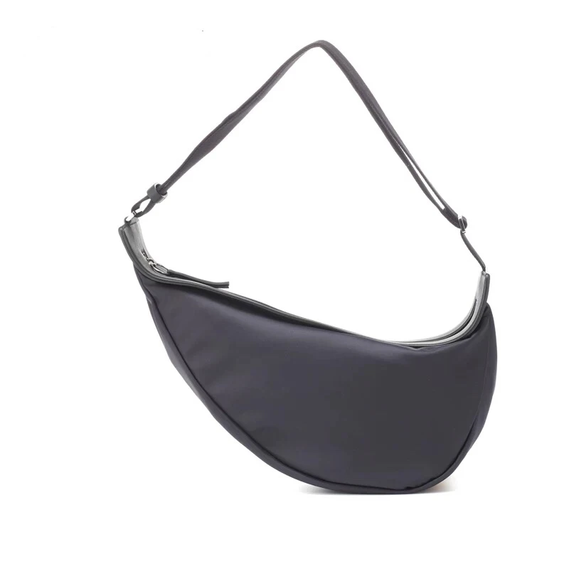 Multi-functional Shoulder Bag Chest Packs Oxford Black Bag Simple Fashion Trend Nylon Bags For Men and Women Messenger Chest Bag
Multi-functional Shoulder Bag Chest Packs Oxford Black Bag Simple Fashion Trend Nylon Bags For Men and Women Messenger Chest Bag