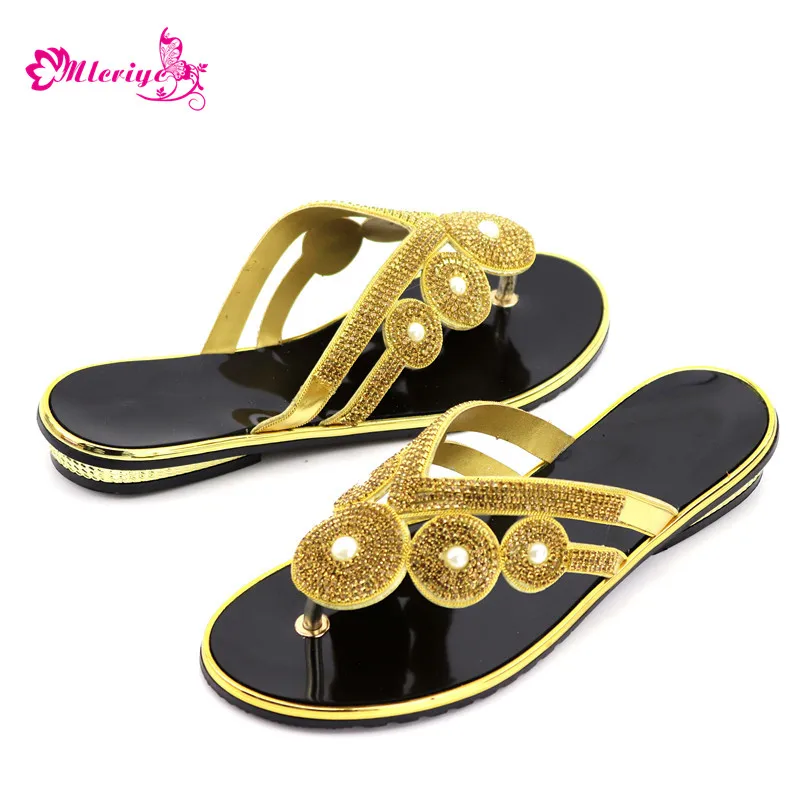 Latest Fashion Rhinestone Wedding Shoes Sandalias Rasteiras Femininas 2018 Designer Shoes Women Luxury 2018 African Women Shoes
Latest Fashion Rhinestone Wedding Shoes Sandalias Rasteiras Femininas 2018 Designer Shoes Women Luxury 2018 African Women Shoes
