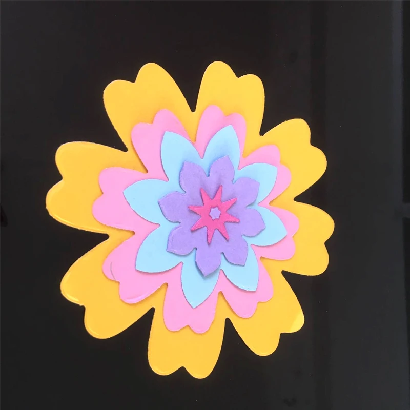 Fashion Metal Cutting Dies Stencil for DIY Scrapbooking Embossing knife mould Paper Cards Flower album Crafts Diecuts New design
Fashion Metal Cutting Dies Stencil for DIY Scrapbooking Embossing knife mould Paper Cards Flower album Crafts Diecuts New design