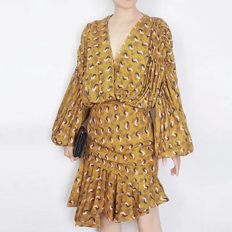 TOP QUALITY Paris Fashion 2019 Runway Designer Dress Women's Lantern Sleeve V-neck Floral Print Mermaid Dress
TOP QUALITY Paris Fashion 2019 Runway Designer Dress Women's Lantern Sleeve V-neck Floral Print Mermaid Dress