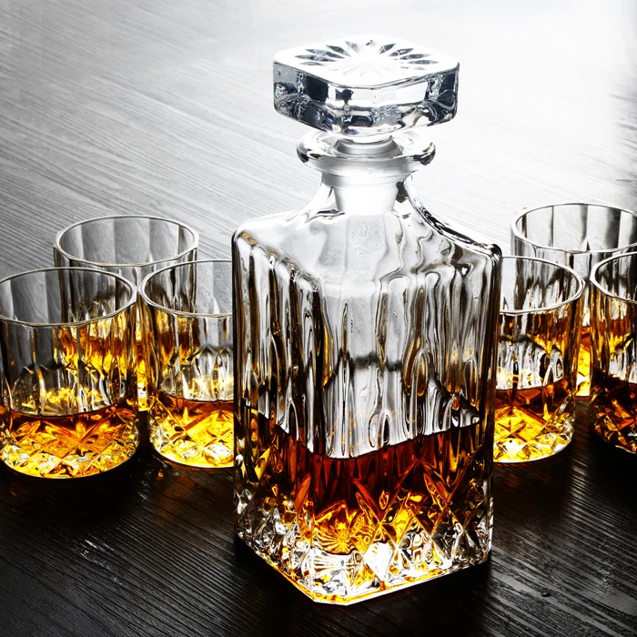 7pcs/set Crystal wine cup wine sets creative Whiskey Cup decanter wine bottle glass wine bottle
7pcs/set Crystal wine cup wine sets creative Whiskey Cup decanter wine bottle glass wine bottle
