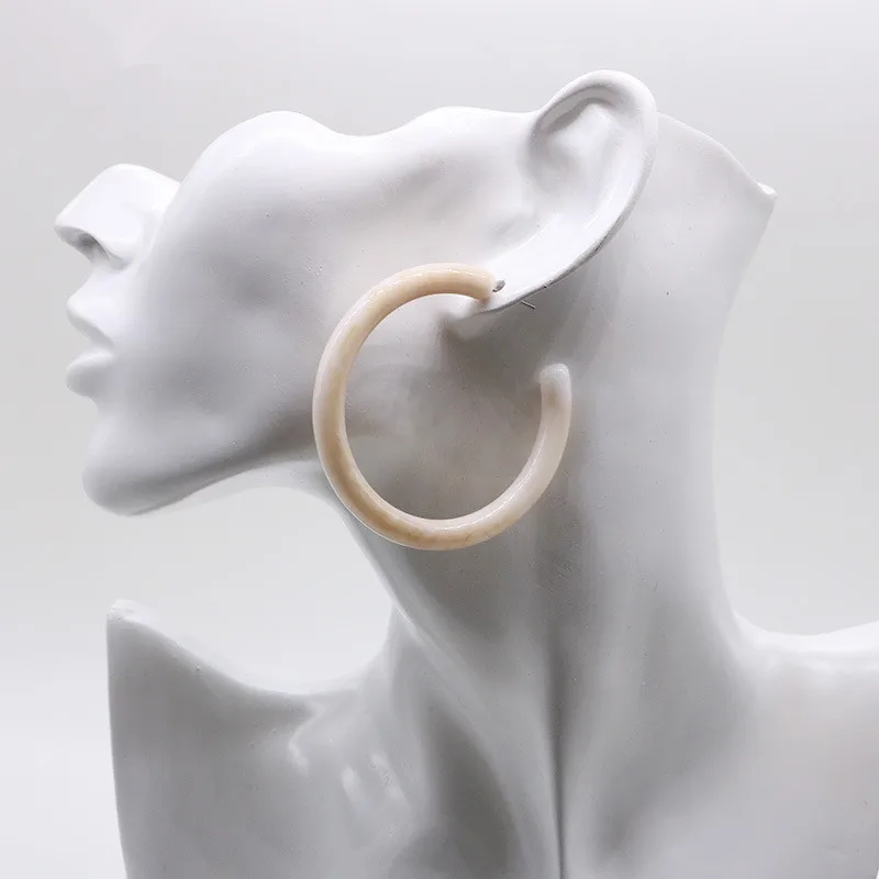 UJBOX 2018 Korean Acrylic Hoop Earrings Women Multi Color 55mm Summer Beach Earrings Geometric Circle Hoop Earrings E769
UJBOX 2018 Korean Acrylic Hoop Earrings Women Multi Color 55mm Summer Beach Earrings Geometric Circle Hoop Earrings E769