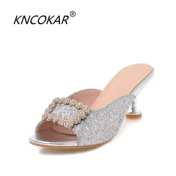 KNCOKAR 2018 Summer new style square button diamond print one character women's slippers large size high heel 40-43 
KNCOKAR 2018 Summer new style square button diamond print one character women's slippers large size high heel 40-43