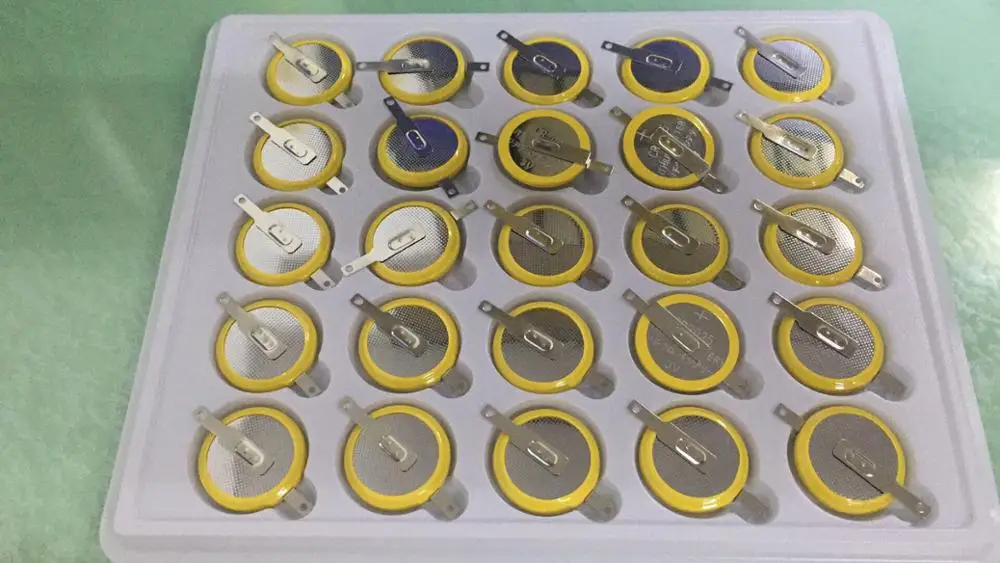 Free shipping 100% New CR2025 soldering foot battery 3V battery 180 degree soldering foot battery SMD soldering foot battery
Free shipping 100% New CR2025 soldering foot battery 3V battery 180 degree soldering foot battery SMD soldering foot battery