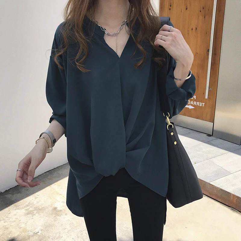 3 Colors Korean Women Blouse V-Neck Slim Chiffon Solid Color Long Sleeve Chiffon Loose Tops Plus Size M-4XL
3 Colors Korean Women Blouse V-Neck Slim Chiffon Solid Color Long Sleeve Chiffon Loose Tops Plus Size M-4XL