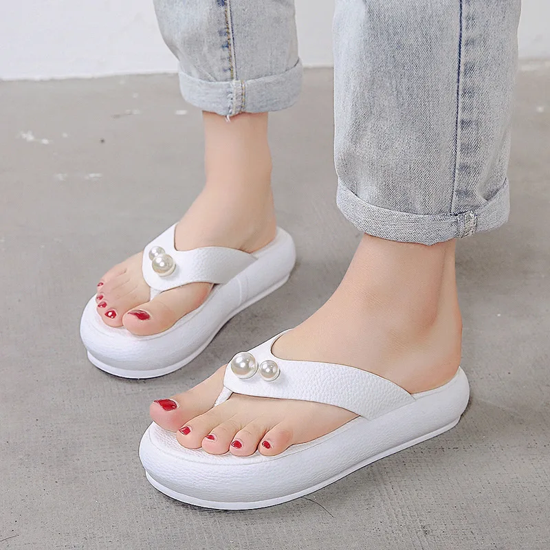 Sandals women 2019 summer new Candy-colored net red muffin thick-soled women's shoes solid color Joker flip-flops
Sandals women 2019 summer new Candy-colored net red muffin thick-soled women's shoes solid color Joker flip-flops