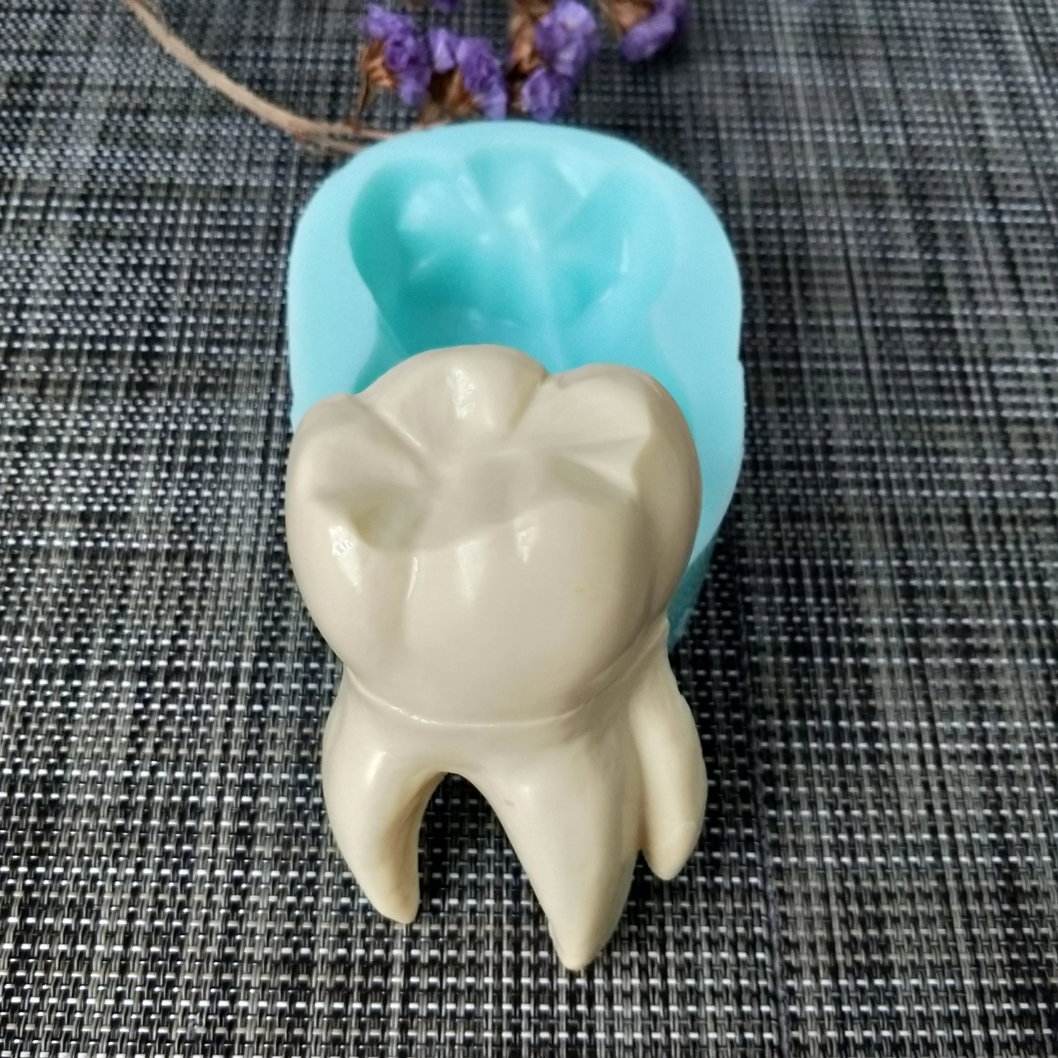 QT0144 PRZY tooth silicone mold soap mould handmade soap making molds candle silicone mold resin clay mold
QT0144 PRZY tooth silicone mold soap mould handmade soap making molds candle silicone mold resin clay mold