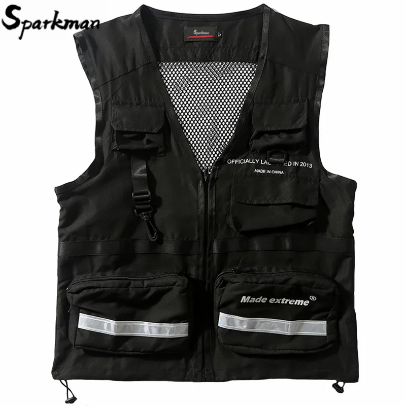 Hip Hop Jacket Vest Military Style Multi Pockets Men Vest Summer 2019 Harajuku Streetwear Tactical Vest Buckle Bomber Waistcoat
Hip Hop Jacket Vest Military Style Multi Pockets Men Vest Summer 2019 Harajuku Streetwear Tactical Vest Buckle Bomber Waistcoat