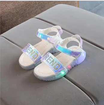 High quality Soft LED Sandals New brand children summer sandals shoes kids glowing Lovely solid baby boys girls beach shoes
High quality Soft LED Sandals New brand children summer sandals shoes kids glowing Lovely solid baby boys girls beach shoes