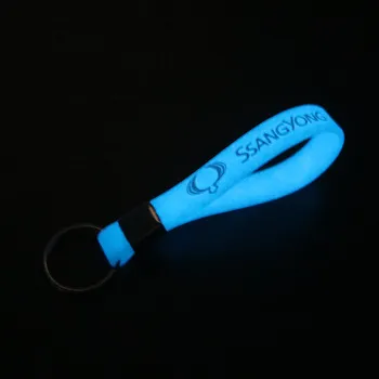 Car-Styling Silicone Keychain Car Sticker Luminous Key Ring For Ssangyong Rexton Kyron Korando Ssang Yong Accessories
Car-Styling Silicone Keychain Car Sticker Luminous Key Ring For Ssangyong Rexton Kyron Korando Ssang Yong Accessories