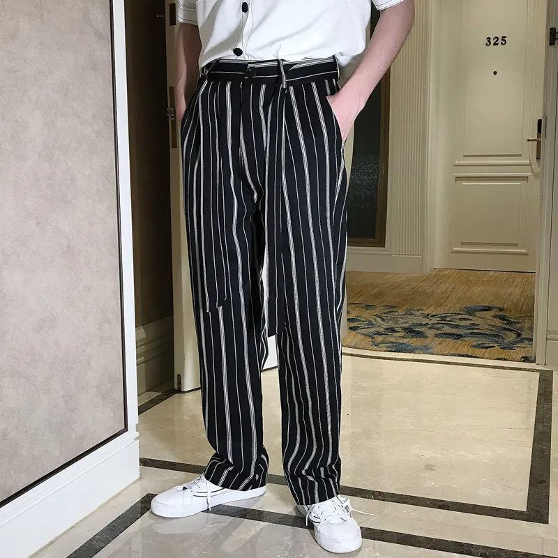 Men Striped Casual Pant Male Streetwear Hip Hop Loose Casual Wide Leg Suit Trousers Couple Straight Harem Pants
Men Striped Casual Pant Male Streetwear Hip Hop Loose Casual Wide Leg Suit Trousers Couple Straight Harem Pants