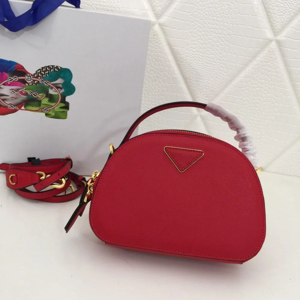 XuXu bag 2019 accented with metal hardware handbag for women shouler bag genuine leather cross-body bag top handle bag
XuXu bag 2019 accented with metal hardware handbag for women shouler bag genuine leather cross-body bag top handle bag