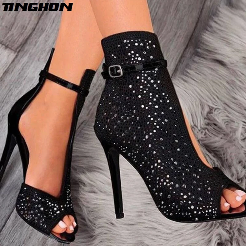TINGHON New Women Crystal Sandals Ankle Straps Buckle Transparent Cover Heel Pumps Ladies Sandals Party Shoes
TINGHON New Women Crystal Sandals Ankle Straps Buckle Transparent Cover Heel Pumps Ladies Sandals Party Shoes