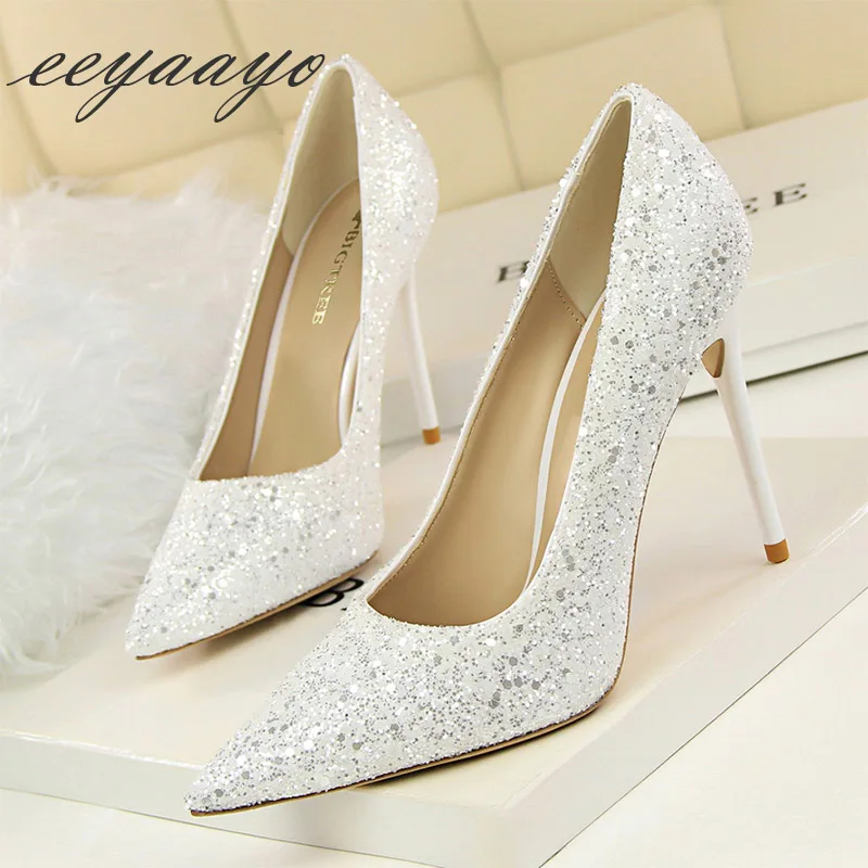 2019 New Spring/Autumn Women Pumps High Thin Heel Pointed Toe Sexy Ladies Bling Bridal Wedding Women Shoes White High Heel Pumps
2019 New Spring/Autumn Women Pumps High Thin Heel Pointed Toe Sexy Ladies Bling Bridal Wedding Women Shoes White High Heel Pumps