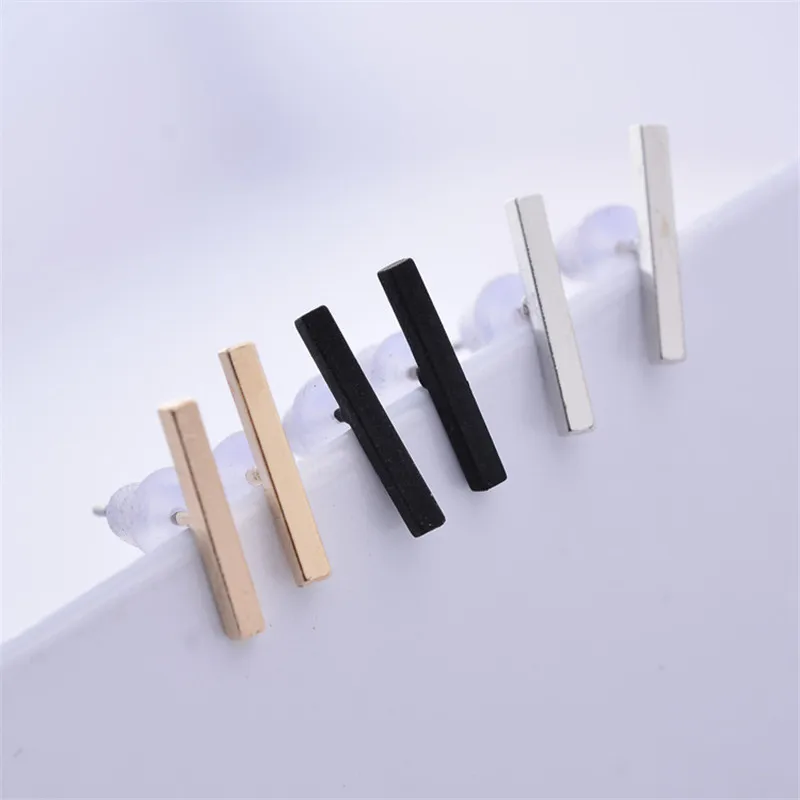 Unisex Simple Punk Gold Silver Black Color T Bar Earrings Women Girl Letter Ear Stud Earring Jewelry Geometry Brincos Bijoux
Unisex Simple Punk Gold Silver Black Color T Bar Earrings Women Girl Letter Ear Stud Earring Jewelry Geometry Brincos Bijoux