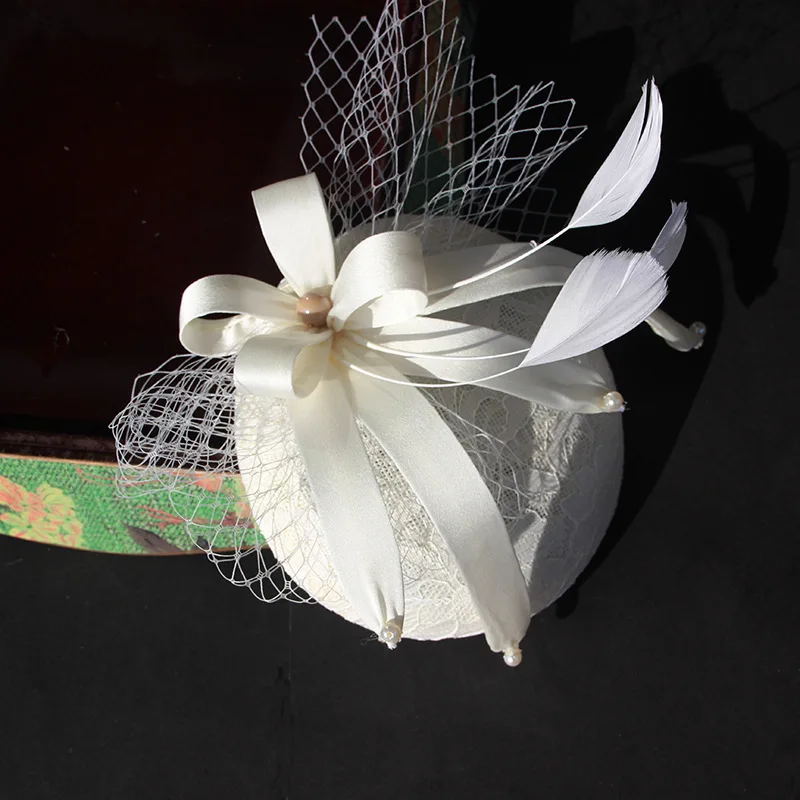 New Women Fedora wedding hats for women elegant Feather Female Solid Bridal evening black hat Fedoras church dresses accessories
New Women Fedora wedding hats for women elegant Feather Female Solid Bridal evening black hat Fedoras church dresses accessories