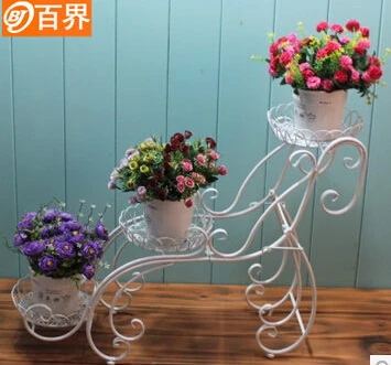 European-style balcony and indoor living room three layer shelf floor a few flowerpot wearing flower gardening
European-style balcony and indoor living room three layer shelf floor a few flowerpot wearing flower gardening