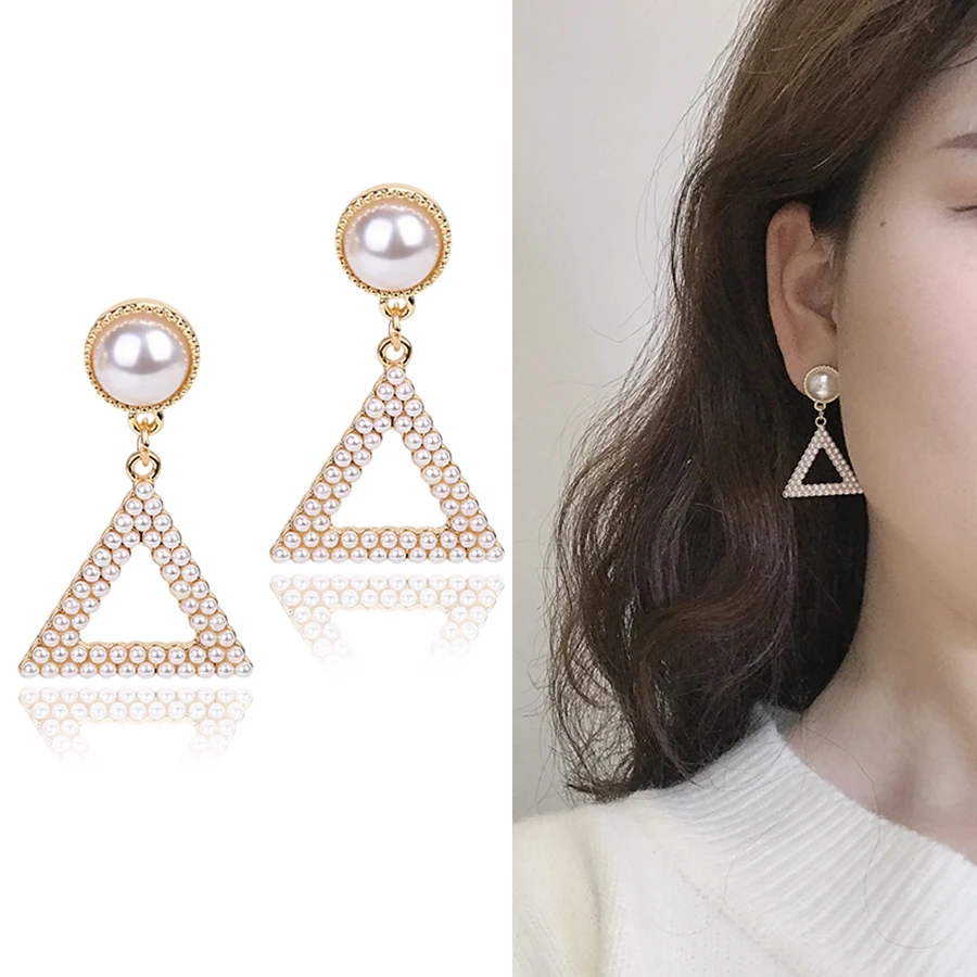 Fashion Pearl Stud Earrings for Women Geometric Exquisite Earring Luxury Pearl Earings Girlfriend Ear Jewelry Accessories Bijoux
Fashion Pearl Stud Earrings for Women Geometric Exquisite Earring Luxury Pearl Earings Girlfriend Ear Jewelry Accessories Bijoux