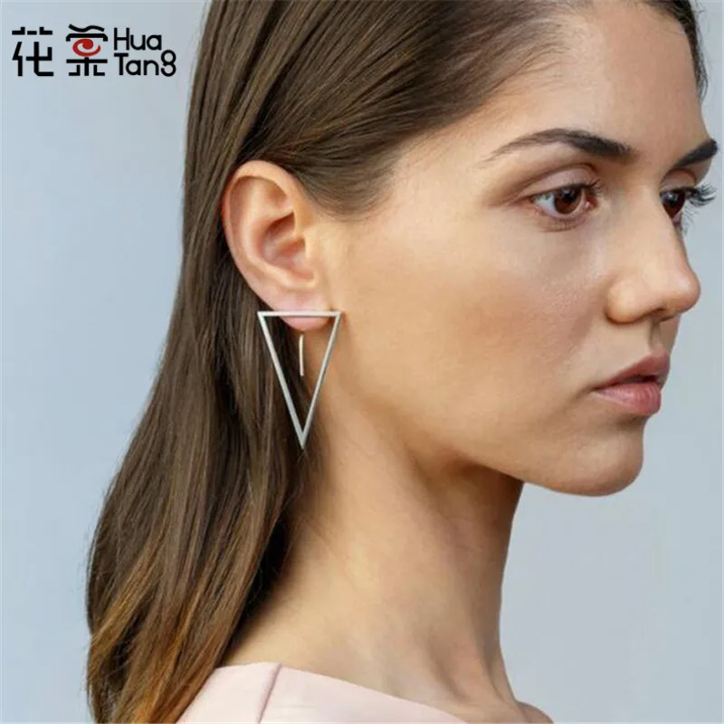 HuaTang Women Fashion Simple Earring Geometric Gold Silver Big Triangle Pendant Drop Earrings Dangle Earring Jewelry 6631
HuaTang Women Fashion Simple Earring Geometric Gold Silver Big Triangle Pendant Drop Earrings Dangle Earring Jewelry 6631