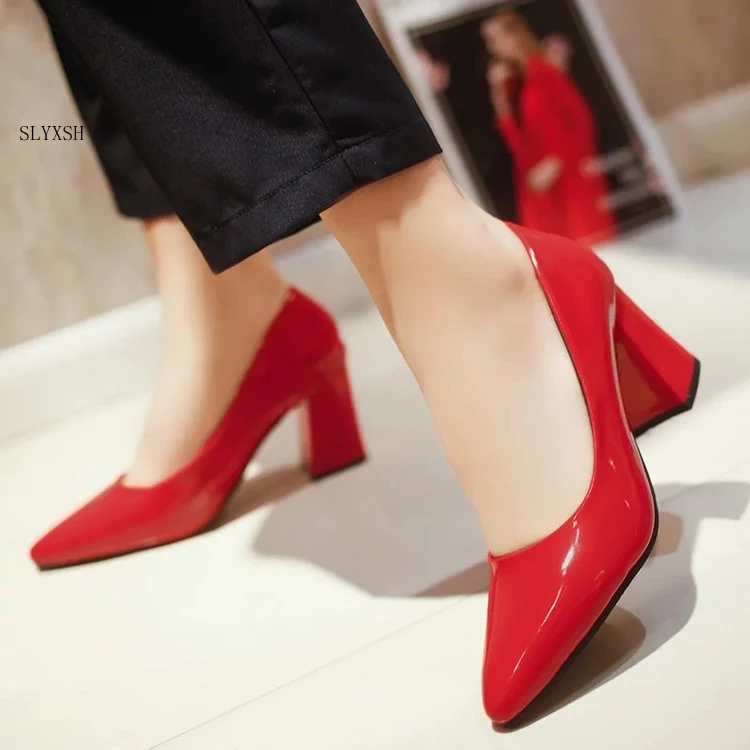 SLYXSH 2019 New brand women pumps low heels shoes woman ladies party wedding dress pointed toe slip on shoes size 35-40
SLYXSH 2019 New brand women pumps low heels shoes woman ladies party wedding dress pointed toe slip on shoes size 35-40