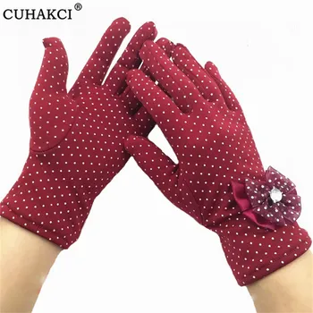 CUHAKCI Winter Gloves Female Touched Screen Guantes Diamond Women Mittens Ladies Girls Knot Dot Outdoor Warm Full Fingers Glove
CUHAKCI Winter Gloves Female Touched Screen Guantes Diamond Women Mittens Ladies Girls Knot Dot Outdoor Warm Full Fingers Glove