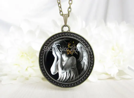 Steampunk handmade movie jewelry doctor who weeping angels cry oldest Necklace 1pcs/lot bronze silver Glass Pendant idea womens
Steampunk handmade movie jewelry doctor who weeping angels cry oldest Necklace 1pcs/lot bronze silver Glass Pendant idea womens
