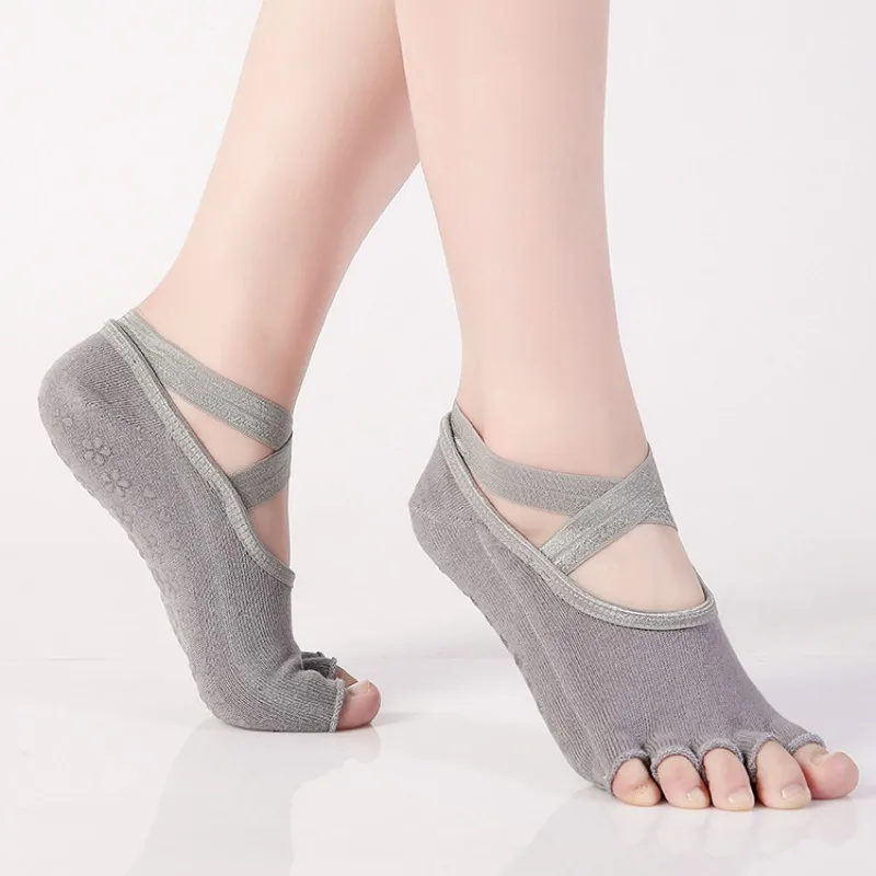 New Combed Cotton Strap Yoga Socks Summer Yoga Five Finger Socks Ballet Sports Socks Yoga Anti-Skid Socks
New Combed Cotton Strap Yoga Socks Summer Yoga Five Finger Socks Ballet Sports Socks Yoga Anti-Skid Socks