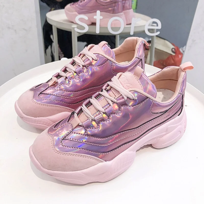 Women's shoes new fashion bright color lace-up shoes trend outdoor breathable comfortable casual shoes.
Women's shoes new fashion bright color lace-up shoes trend outdoor breathable comfortable casual shoes.