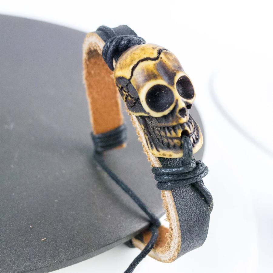 Men's leather Bracelet limitation Yak Bone Material Bone Art Vintage Bracelets For Man #GZ404
Men's leather Bracelet limitation Yak Bone Material Bone Art Vintage Bracelets For Man #GZ404