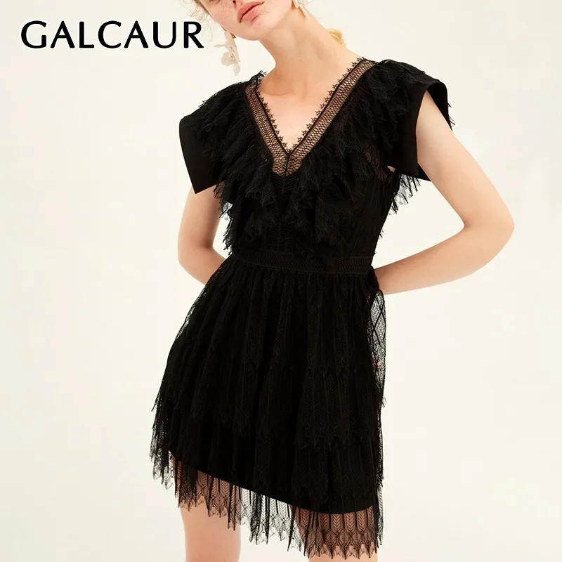 GALCAUR Lace Patchwork Women Dress V Neck Short Sleeve High Waist Backless Hollow Out Mini Dresses Female Fashion Spring New
GALCAUR Lace Patchwork Women Dress V Neck Short Sleeve High Waist Backless Hollow Out Mini Dresses Female Fashion Spring New