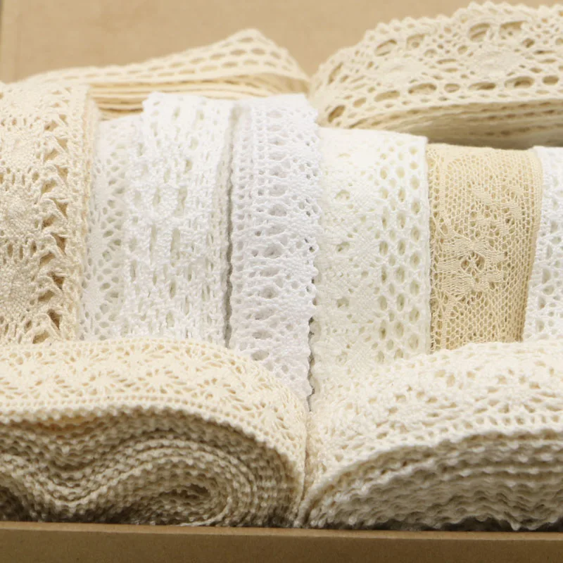 20 yard/lot width 1cm--3cm Random cotton lace fabric/DIY garment fabrics/Craft materials LACE TRIM
20 yard/lot width 1cm--3cm Random cotton lace fabric/DIY garment fabrics/Craft materials LACE TRIM