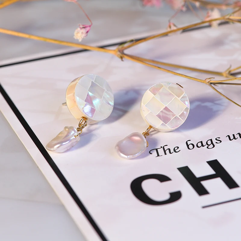 Vanssey Fashion Jewelry Handmade Shell Mother Of Natural Baroque Pearl Earrings Party Wedding Accessories for Women 2019 New
Vanssey Fashion Jewelry Handmade Shell Mother Of Natural Baroque Pearl Earrings Party Wedding Accessories for Women 2019 New