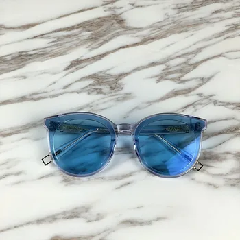 LKK Fashion sunglasses Designer ladies sunglasses Mirror sun glasses Vintage Female oculos flat lens glasses for men women
LKK Fashion sunglasses Designer ladies sunglasses Mirror sun glasses Vintage Female oculos flat lens glasses for men women