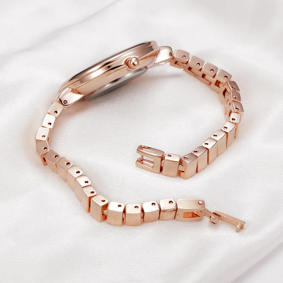 3045832401_1199837278