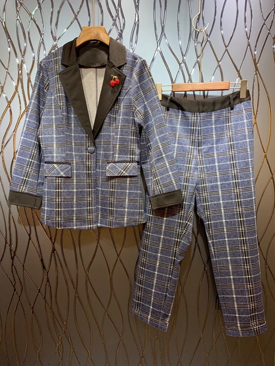 2019 Early Autumn New Women's Coloured Suit, Collar Chequered Long Sleeve Top + Trousers Checkered Suit 723
2019 Early Autumn New Women's Coloured Suit, Collar Chequered Long Sleeve Top + Trousers Checkered Suit 723