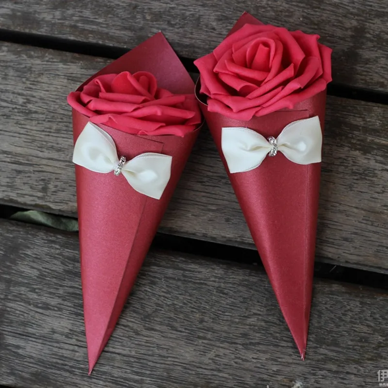 5Pcs Artificial Flower Gift Box Candy Box Wedding Anniversary Party Gift Box Ice Cream Cone Rose Paper Candy Box Pink//Blue,Q
5Pcs Artificial Flower Gift Box Candy Box Wedding Anniversary Party Gift Box Ice Cream Cone Rose Paper Candy Box Pink//Blue,Q