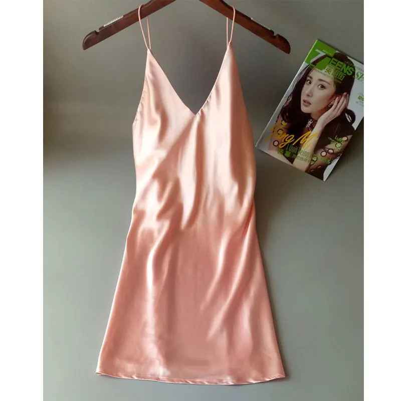 2019 new sexy Nightgown women silk straps nightdress home clothing Siamese deep V dress temptation sexy backless plus size women
2019 new sexy Nightgown women silk straps nightdress home clothing Siamese deep V dress temptation sexy backless plus size women