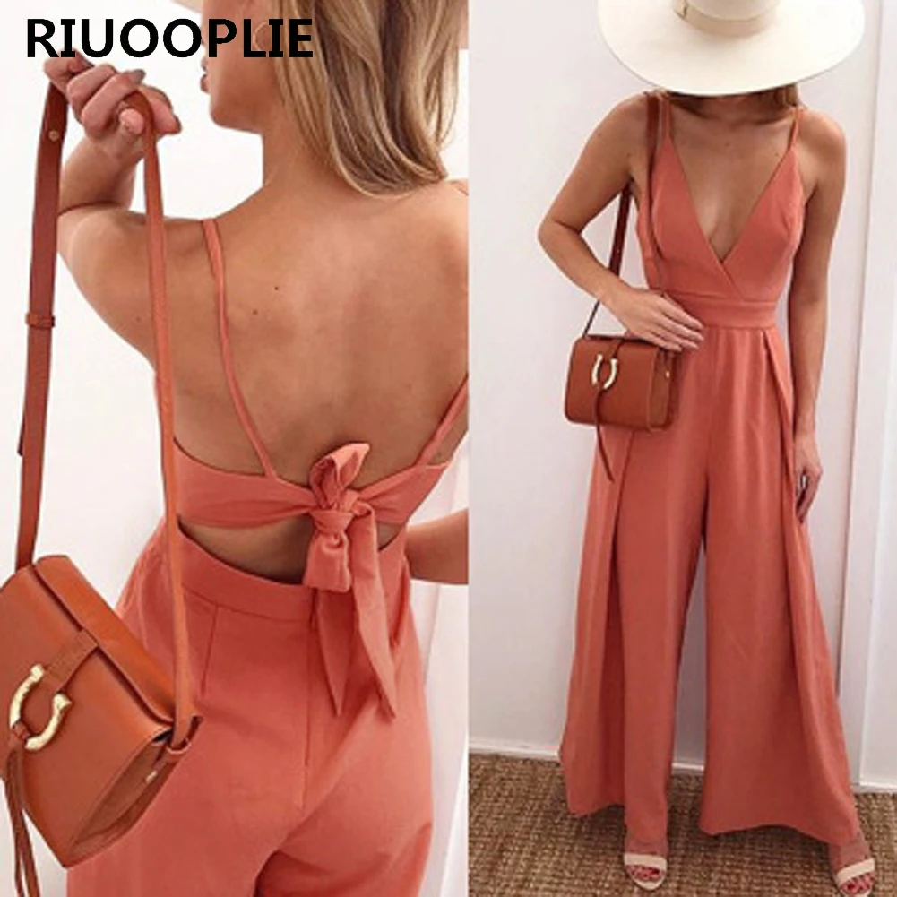 RIUOOPLIE Women Deep V Strap Backless Long Jumpsuits Solid Back Bow Flare Leg Playsuit
RIUOOPLIE Women Deep V Strap Backless Long Jumpsuits Solid Back Bow Flare Leg Playsuit
