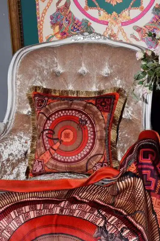 Christmas Wedding Red High-end Quality Cushion Cover Throw Sofa Villa Pillow Case European Luxury Royal Sofa Cover Easy Wash
Christmas Wedding Red High-end Quality Cushion Cover Throw Sofa Villa Pillow Case European Luxury Royal Sofa Cover Easy Wash