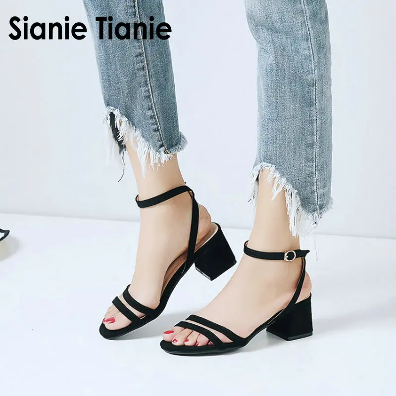 Sianie Tianie 2019 summer open toe chunky square high heels sexy ladies shoes wedding party pumps women sandals big size 33-43
Sianie Tianie 2019 summer open toe chunky square high heels sexy ladies shoes wedding party pumps women sandals big size 33-43