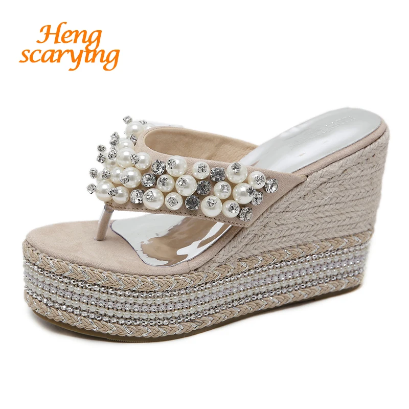 2019 Summer Women Crystal 10.5cm High Heels 4cm Platform Wedges Sandals Flip Flop Slides Female Pearl Slippers Beach Dress Shoes
2019 Summer Women Crystal 10.5cm High Heels 4cm Platform Wedges Sandals Flip Flop Slides Female Pearl Slippers Beach Dress Shoes