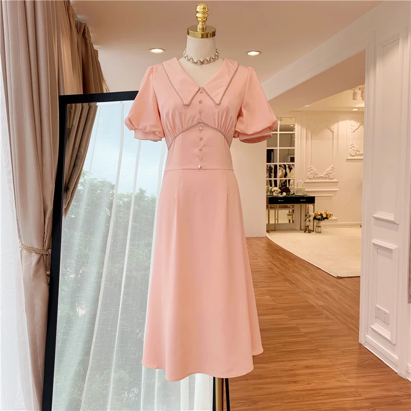 TOP QUALITY Paris Fashion 2019 Runway Designer Dress Women's Puff Sleeve Peter Pan Collar Midi Dress
TOP QUALITY Paris Fashion 2019 Runway Designer Dress Women's Puff Sleeve Peter Pan Collar Midi Dress