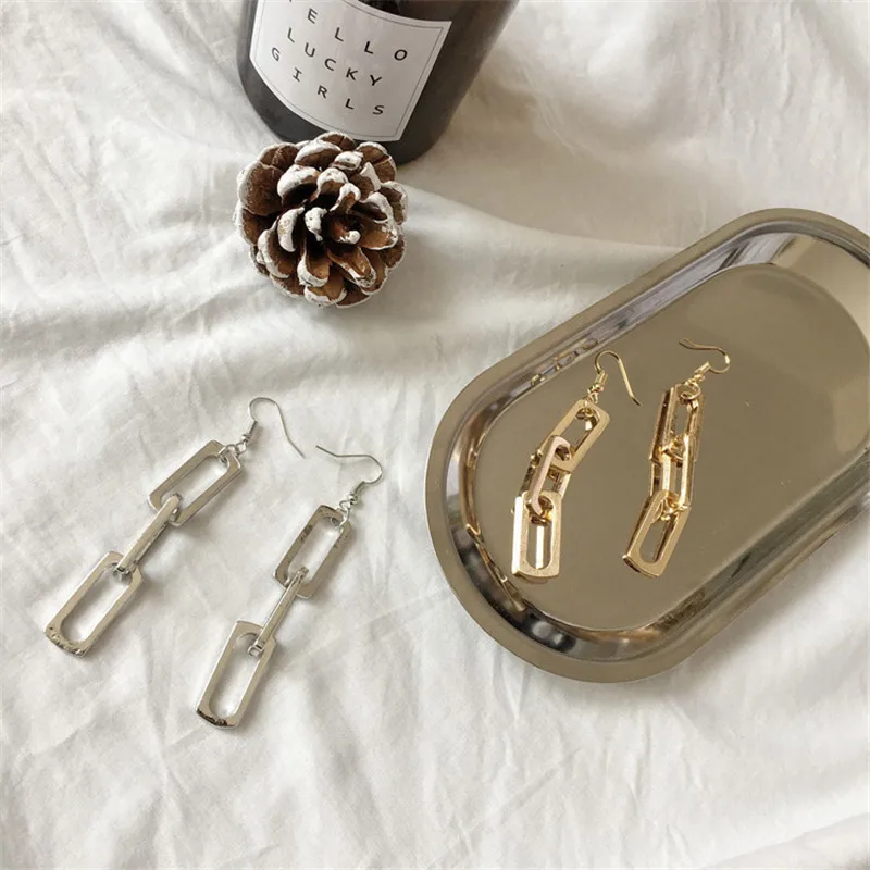 Fashion Temperament Geometric Rectangle Chain Hollowed Mosaic Exaggerated Simple Earrings DIY
Fashion Temperament Geometric Rectangle Chain Hollowed Mosaic Exaggerated Simple Earrings DIY