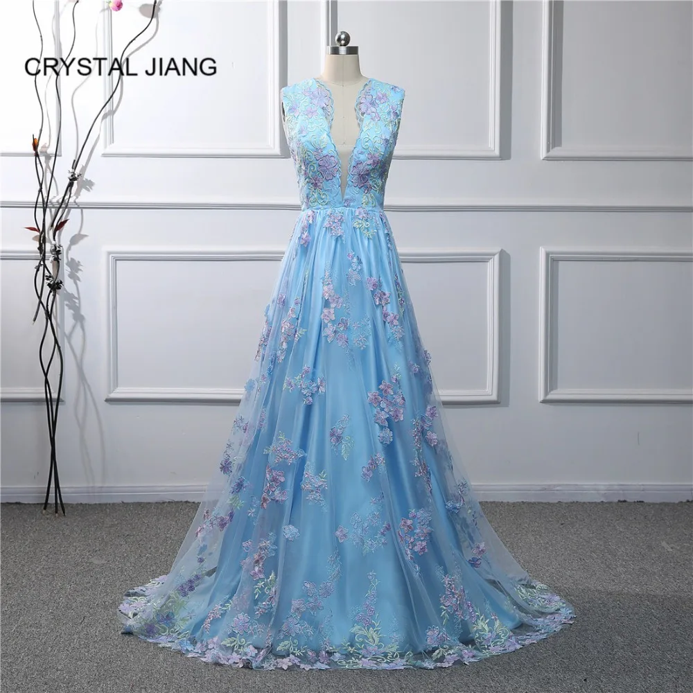 In Stock 2019 Sexy V Neck Embroidery Lace Applique Custom made A Line See Through Back Formal Prom Evening Dresses
In Stock 2019 Sexy V Neck Embroidery Lace Applique Custom made A Line See Through Back Formal Prom Evening Dresses