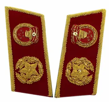 Enthusiasts Collection, Handmade bullion wire embroidery/Goldwork, Collar Badge 7*3.3cm
Enthusiasts Collection, Handmade bullion wire embroidery/Goldwork, Collar Badge 7*3.3cm