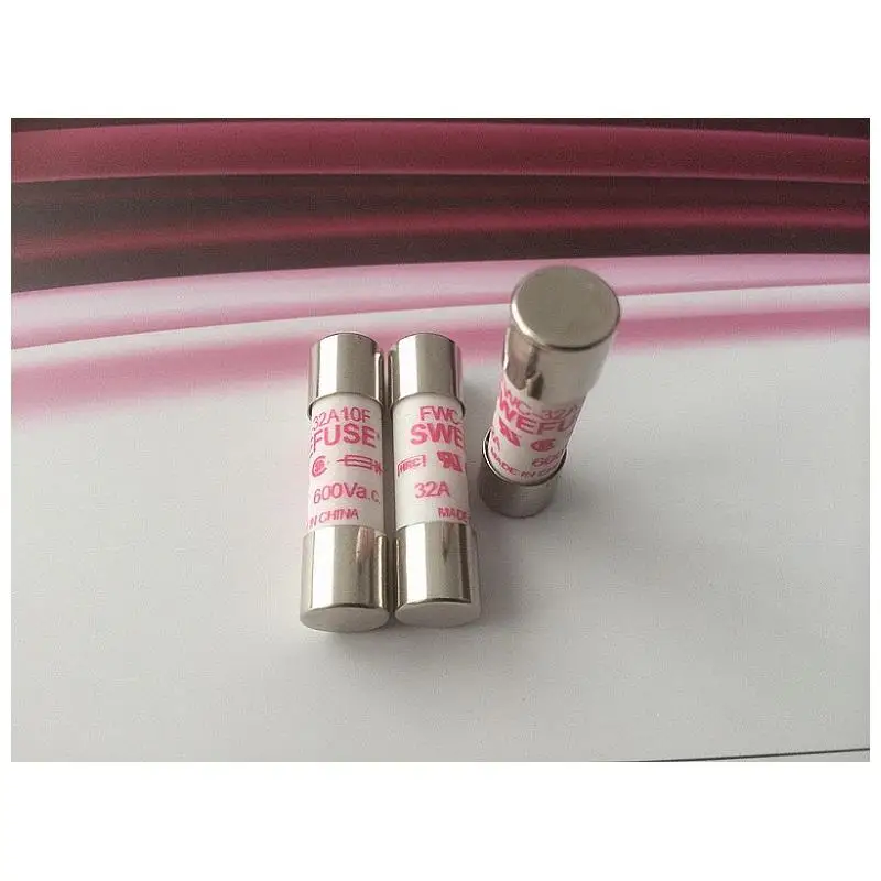 Taiwan imports fuse FWC - 32 a10f a 600 v & 10 times;Completely replace the 38 mm
Taiwan imports fuse FWC - 32 a10f a 600 v & 10 times;Completely replace the 38 mm