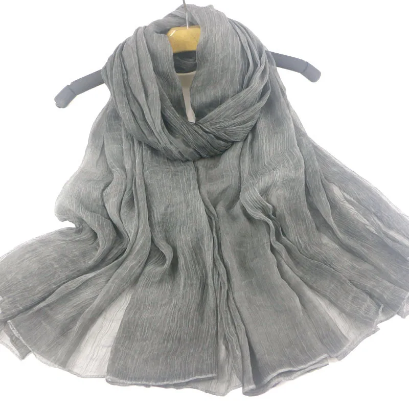 9435074630_2128002543