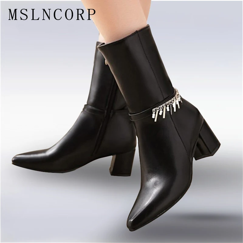 Size 34-48 Women Shoes Fashion square Heels Women Black Boots Chains Pointed Toe Thick High Heeled Long Boots Warm Winter Boots
Size 34-48 Women Shoes Fashion square Heels Women Black Boots Chains Pointed Toe Thick High Heeled Long Boots Warm Winter Boots
